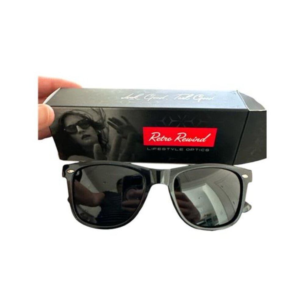 NEW- Retro Rewind Polarized Sunglasses- Black
